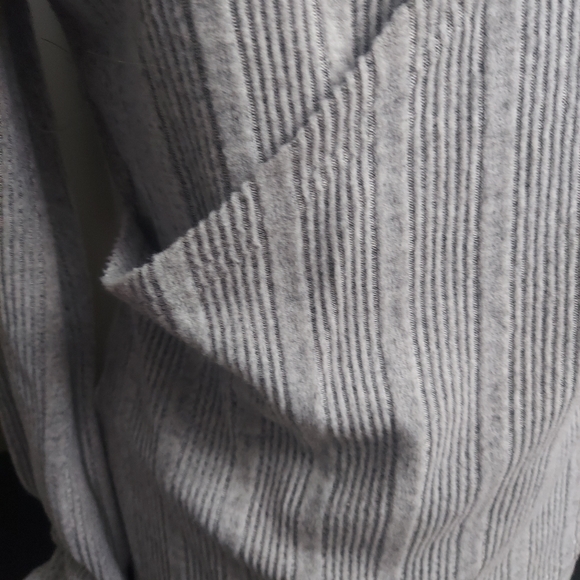 Cupshe Soft Lightweight Longsleeve Wrap Sweater - Picture 3 of 6